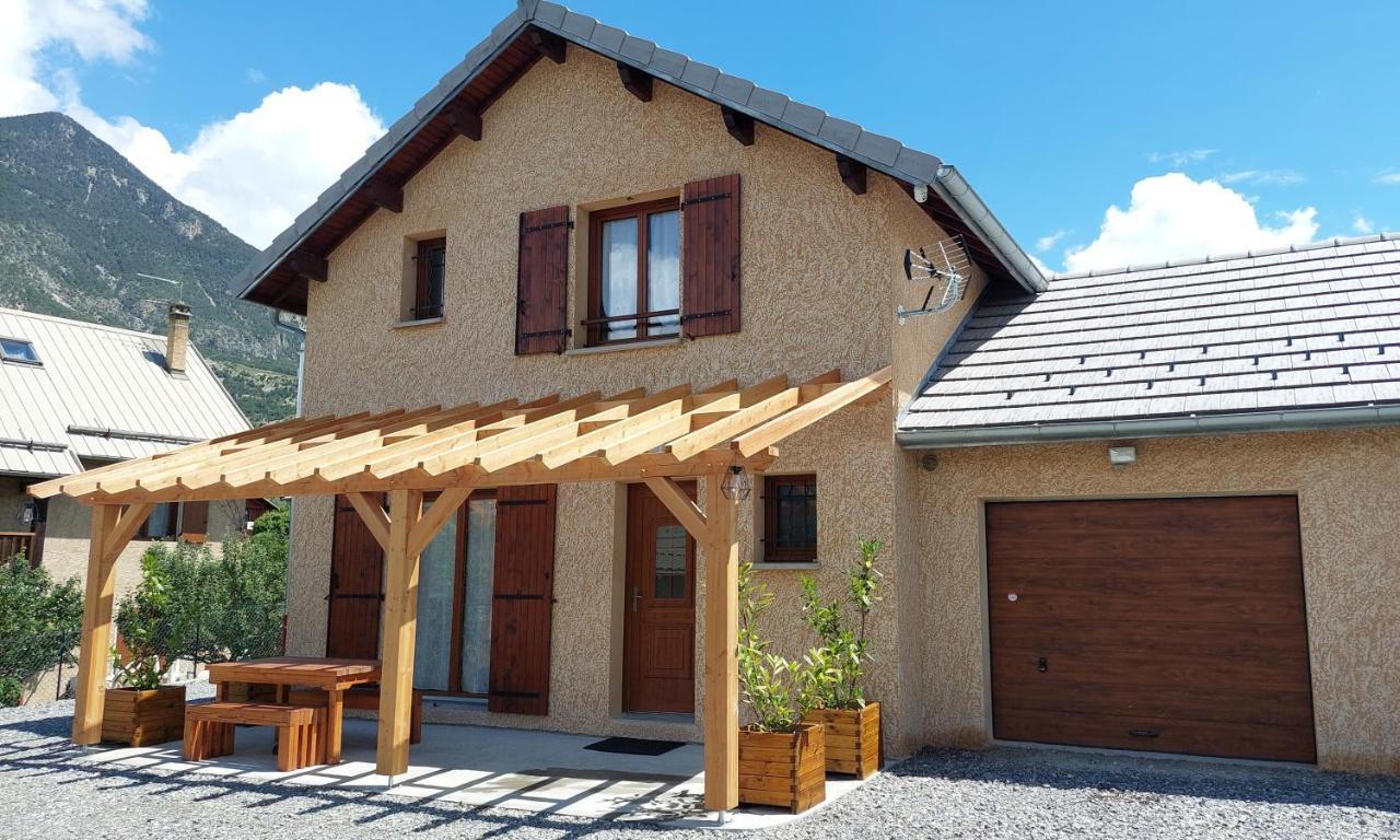 Le Pré Fleuri Nouveau sur Guillestre Appartements neufs Meublé de tourisme classé 3 étoiles Esterno foto
